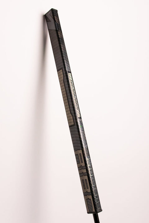 Hockey Putter - CCM Ribcor Trigger 6 Pro - 34in - Right - Silver/Black
