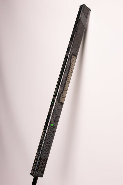 Hockey Putter - CCM Ribcor Trigger 6 Pro - 34in - Right - Silver/Black