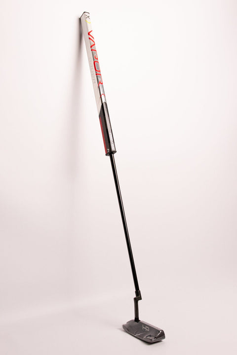 Hockey Putter - Bauer Vapor HyperLite - 35in - Right - Silver/Red/Black