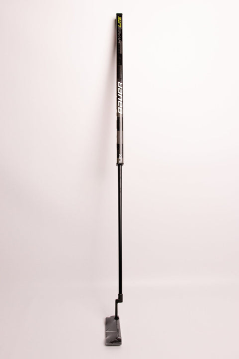Hockey Putter - Bauer Vapor HyperLite - 35in - Right - Black/Silver/Red