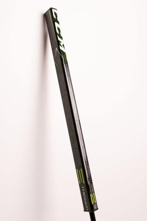 Hockey Putter - CCM Ribcor Trigger ASY - 35in - Right - Black/Green/White
