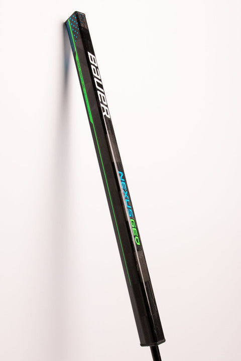 Hockey Putter - Bauer Nexus Geo - 33in - Right - Black/Blue/Green