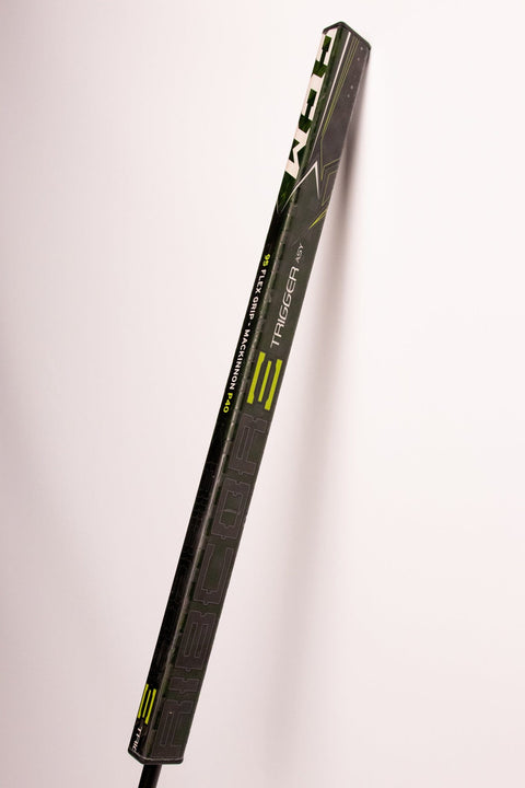 Hockey Putter - CCM Ribcor Trigger ASY - 33in - Right - Black/Green/White