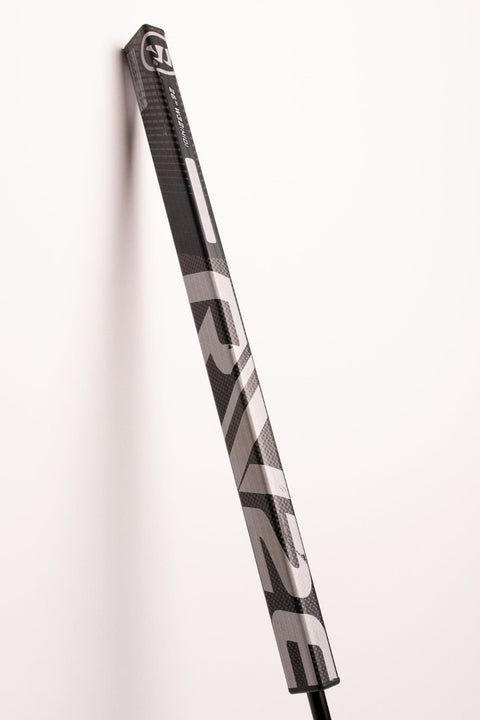 Hockey Putter - Warrior Ritual V2 E+ - 33in - Right - Black/Silver