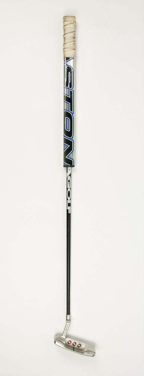 An exclusive model built atop an LA Golf P-Series and Scotty Cameron Newport.